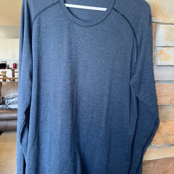 Lululemon Metal Vent Tech Long Sleeve Shirts - Picture 8 of 12